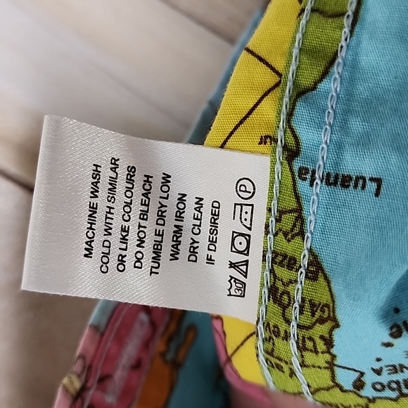 Vintage ZIPCODE 1992 World Map All Over Print Single Stitch Shirt M RARE EUC - Picture 9 of 9